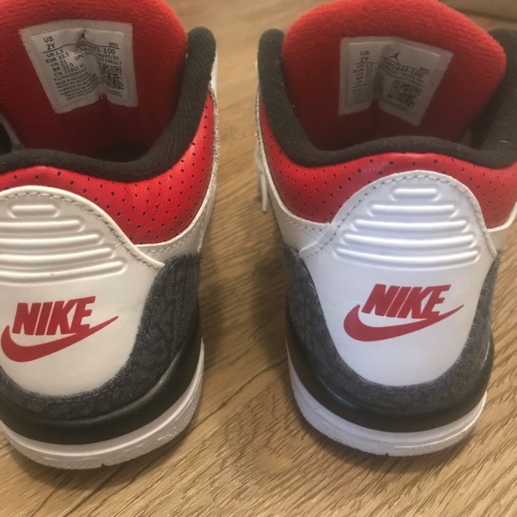 Air Jordan 3 Retro SE Fire Red Denim size 2 (PS) - Picture 5 of 10